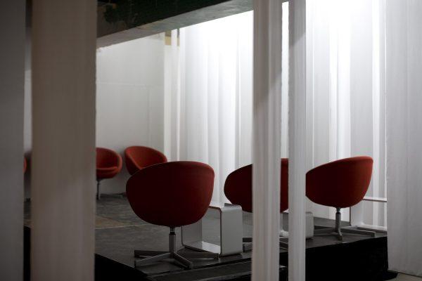 Podium &amp; Lounge