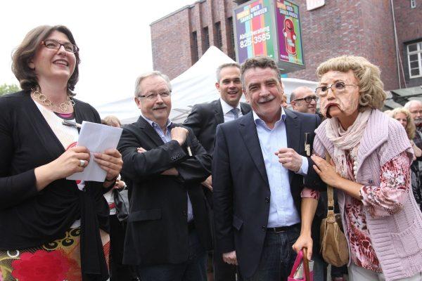 Regina Schmitz, Klaus Wehling, Alexander Muster, Minister Michael Groschek, Oma