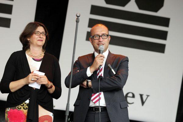 Regina Schmitz, Apostolos Tsalastras