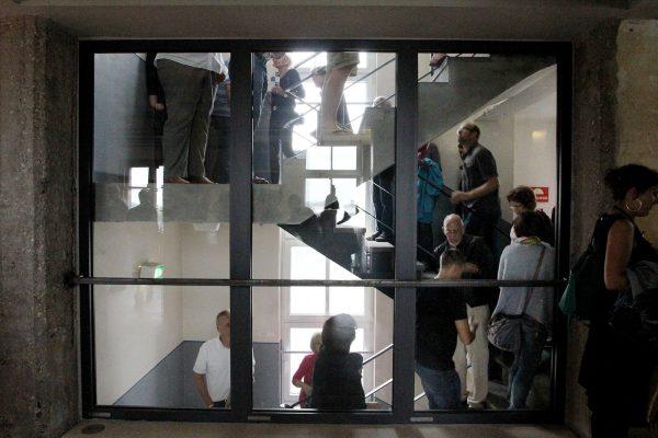 Gäste im Treppenhaus