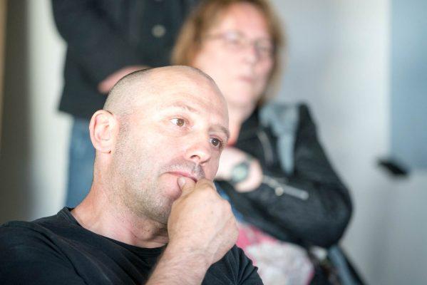 Christoph Stark verfolgt das Geschehen